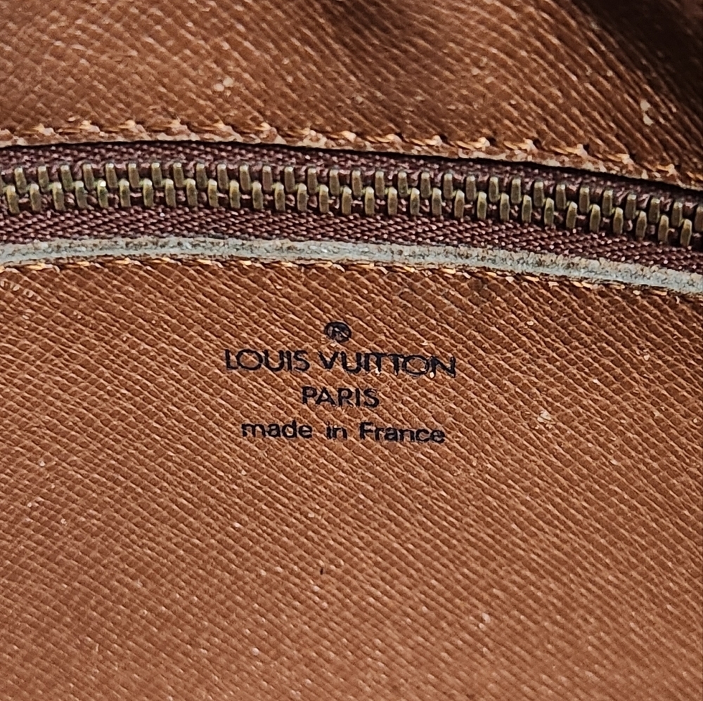 Louis Vuitton Monogram Pochette Bag - Picture 13 of 14